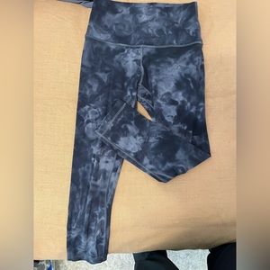 Lululemon Align cropped leggings